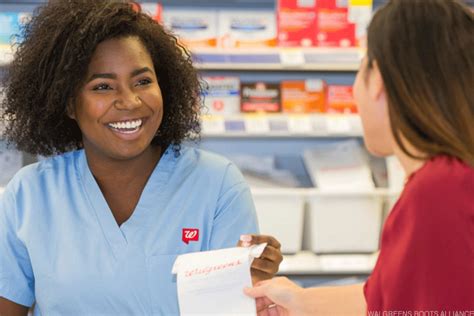 The estimated total pay range for a Pharmacy Technician at Walgreens is $36K–$39K per year, which includes base salary and additional pay. The average Pharmacy Technician base salary at Walgreens is $38K per year. The average additional pay is $0 per year, which could include cash bonus, stock, commission, profit sharing or …